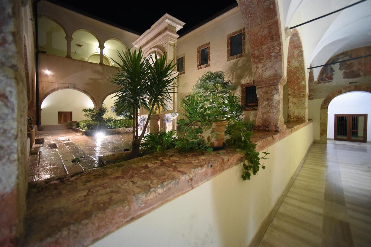 Convento Di Stignano Hotel Rignano Garganico Exterior photo
