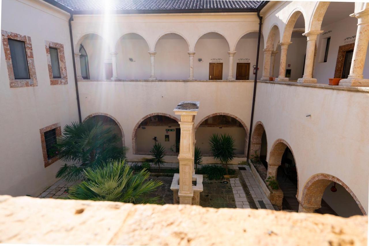 Convento Di Stignano Hotel Rignano Garganico Exterior photo